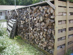 Making a wood stack fence?
