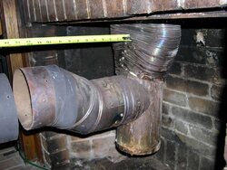 Stove pipe and hookup to oval chimney liner