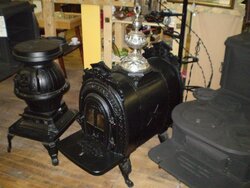 antique_barrel_stove.jpg