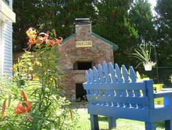 Completed Pizza Oven 8-9--2003 006 (Small).jpg