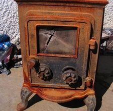 article-page-main-ehow-images-a06-tk-29-heat-home-wood-stove-800x800.jpg