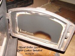 Wood Pellet Stove Door Gasket Installed - 12-23-11.jpg