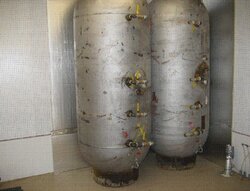 2 x 500 gallon vertical tanks.jpg
