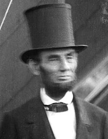 220px-Lincoln_in_stovepipe_hat01.jpg