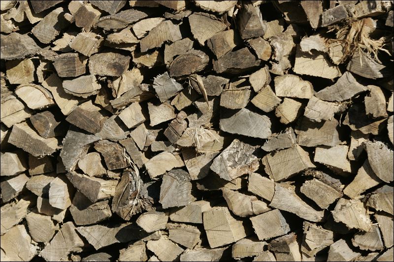 Local-prices-hold-steady-for-firewood.jpg