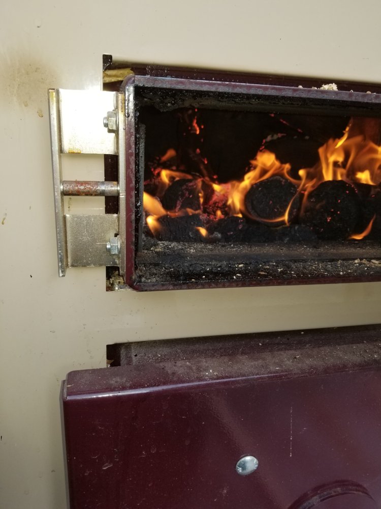 Burning Briquettes in gassification boiler