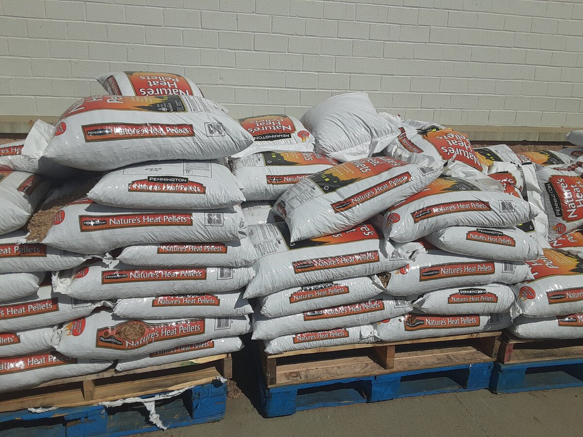 How some Walmarts keep their wood pellets