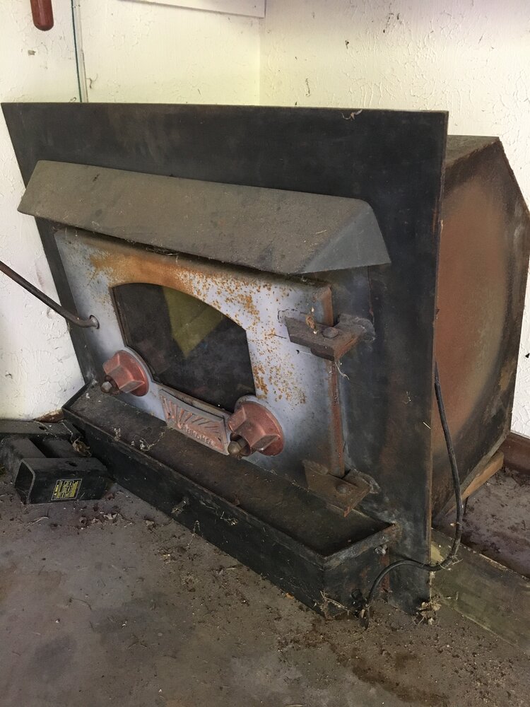 Finished the install of vintage Aurora Wood Stove : r/woodstoving