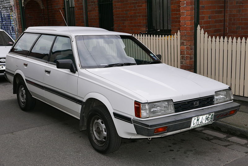 800px-1985_Subaru_L_Series_Touring_Wagon_GL_station_wagon_(2015-07-06)_01.jpg