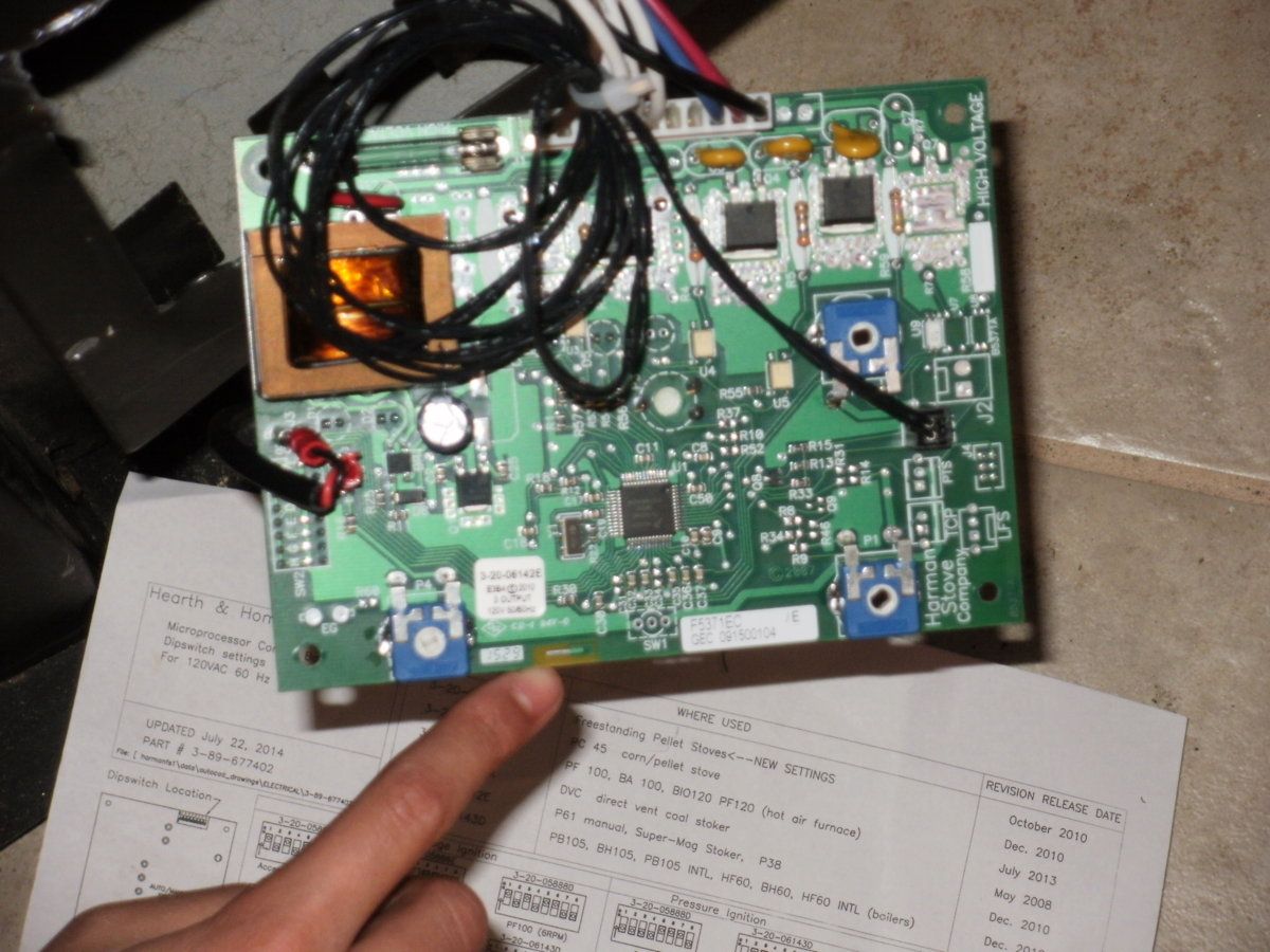 Circuit Board Missing Switch #2 006.JPG