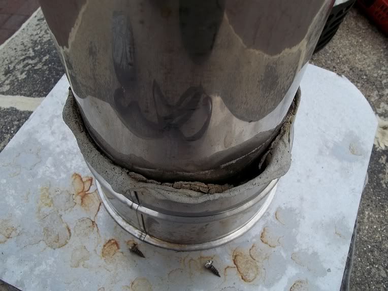 Hmmmm... outside chimney connection question