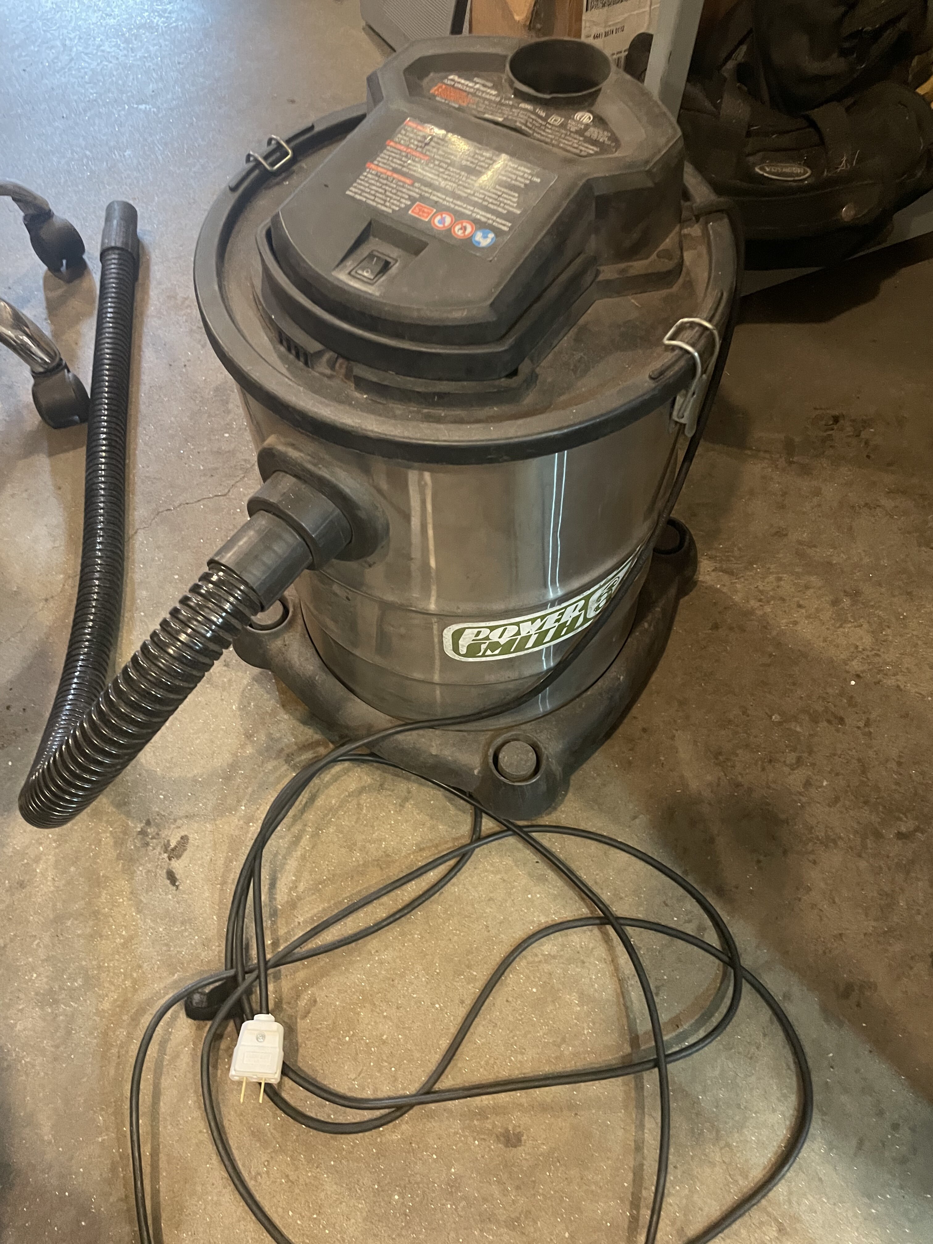 New Top Head with motor & new electric plug for Power Smith ash vac works like new!