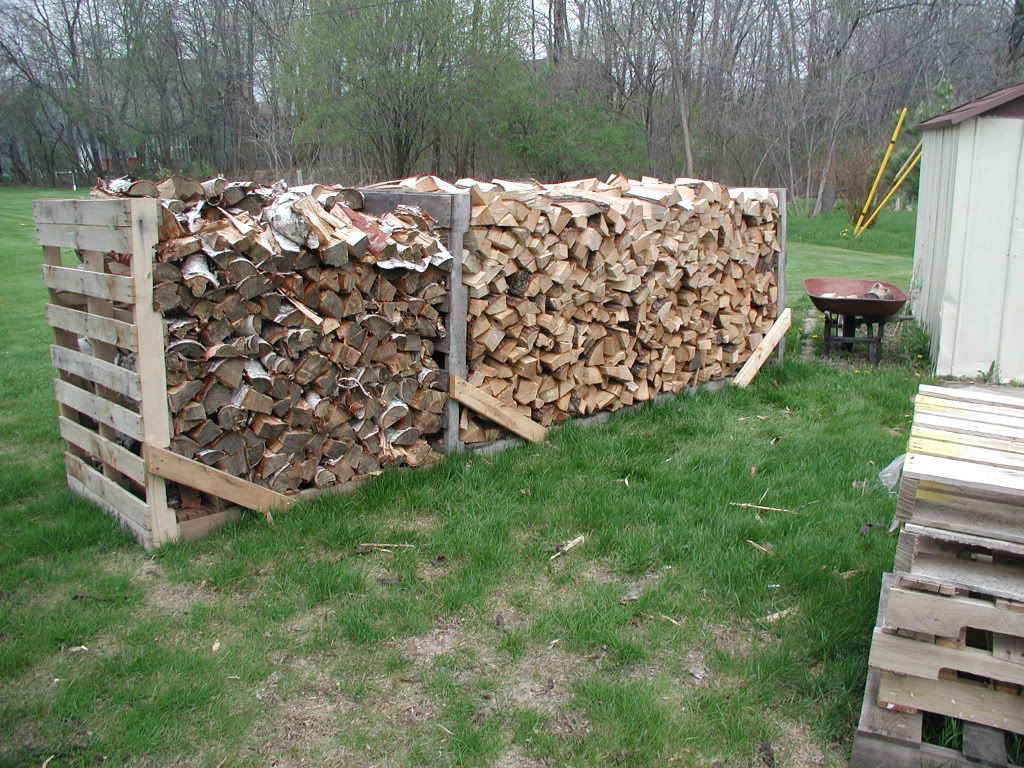 Ready for winter? (pallet wood stacking)