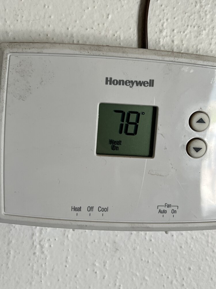 Thermostat.JPG