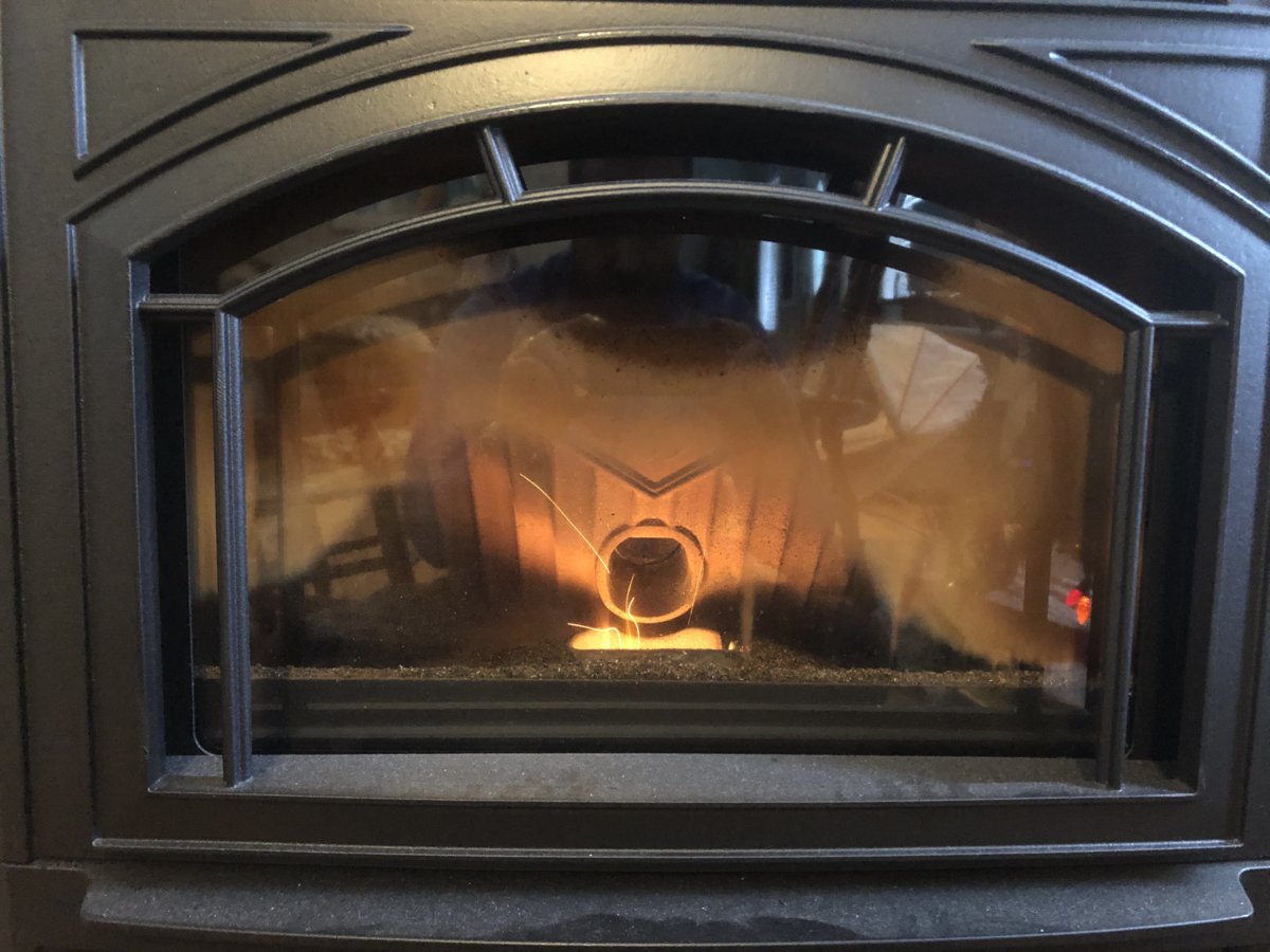 Quadra Fire Trekker - Soot buildup on glass