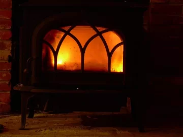 [Hearth.com] New girl on the block needs some Jotul Oslo advice...