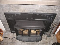 Jotul C 450 Kennebec Insert - Does anyone  have one with cabinet extened out on the hearth?