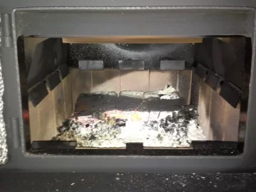 [Hearth.com] Under what conditions is it ok for fire to smell outside?