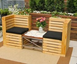 chairs-from-recycled-pallets-m.jpg