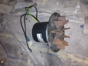 [Hearth.com] Why is the Fan Blade Different?