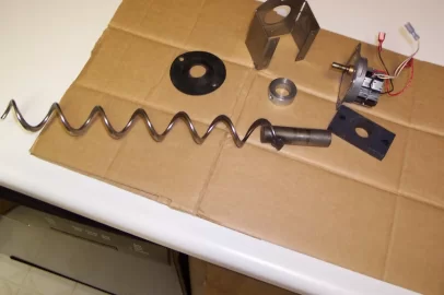 [Hearth.com] Should my auger sound like this or is the motor going?? (Quadra Fire 1200i)