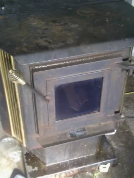 [Hearth.com] Can someone tell me what make and model stove this is?