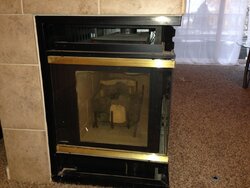 Need help in identifying a gas fireplace