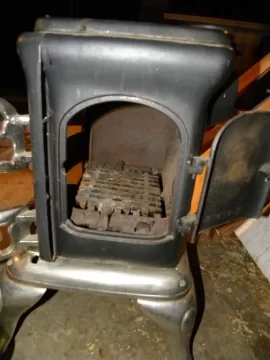 [Hearth.com] Can you help ID my new to me REBA WASHINGTON?
