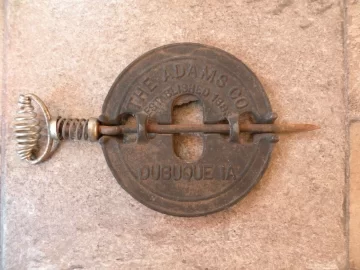 [Hearth.com] Can you help ID my new to me REBA WASHINGTON?