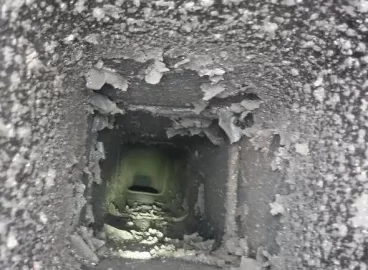 [Hearth.com] Pics of my chimney after 6 weeks of burning.  Thoughts?