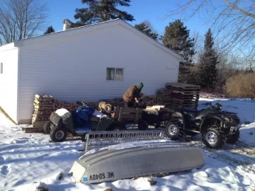 [Hearth.com] Snow Day = time to cut wood