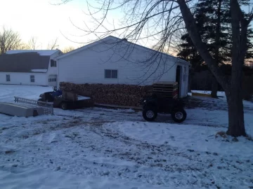 [Hearth.com] Snow Day = time to cut wood
