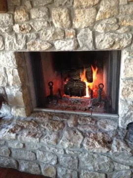 [Hearth.com] Looking for suggestions.... tired of this fireplace.