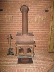 Help!! Does anyone recognize this stove? ?!