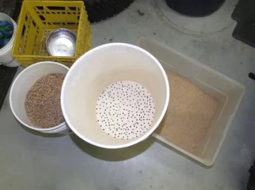 [Hearth.com] another pellet sifting share