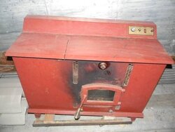 Can anyone tell me the manufacturer of this pellet stove.