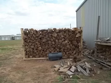 [Hearth.com] I built a quick wood rack.