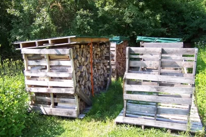 [Hearth.com] Drying wood