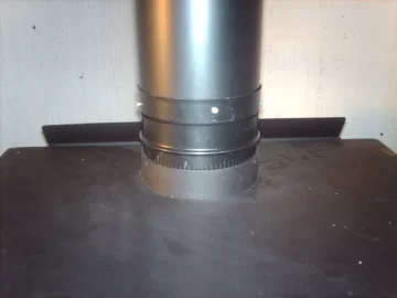 [Hearth.com] Stove pipe Gap