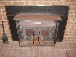 Squire wood-burning fireplace insert  - Need Fire Brick?????