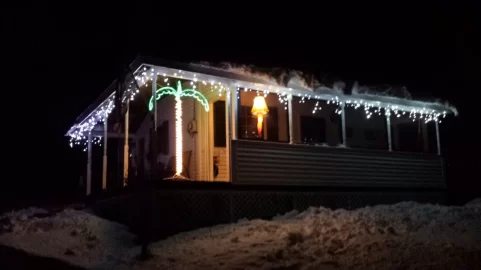 [Hearth.com] X-mas lights?  Show em if ya got em.