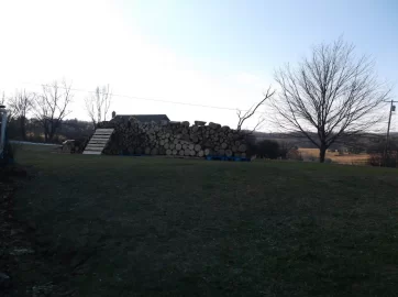 [Hearth.com] Woodpiles
