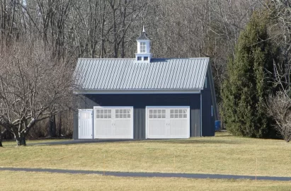 [Hearth.com] Barn doors - cosmetic question