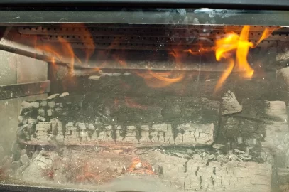[Hearth.com] Insert with air and damper control