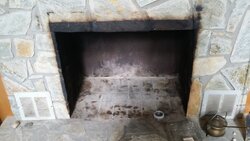 Help identify this fireplace