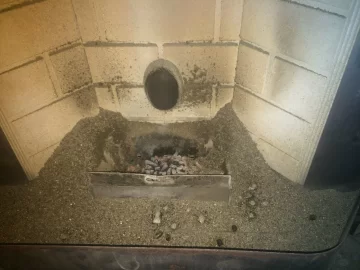 [Hearth.com] Ash build up - new to the pellet stove world,Whit Advantage
