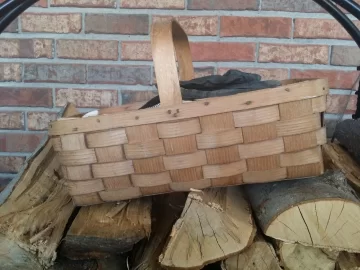 [Hearth.com] wood id...?