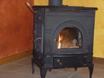 [Hearth.com] Do Ashfords have a smoke smell problem?