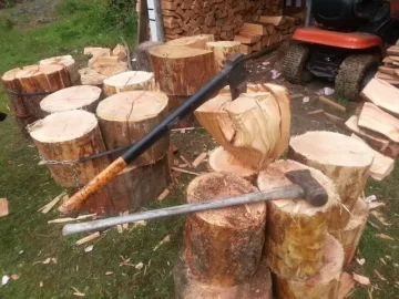 [Hearth.com] Got some fir logs to split....