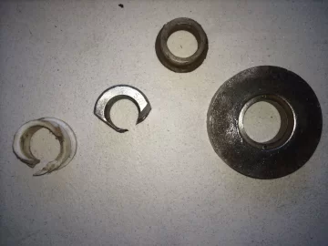[Hearth.com] Pelpro Sticky and real rusty auger with dirty & torn auger bearings & frozen auger collar - fixed!